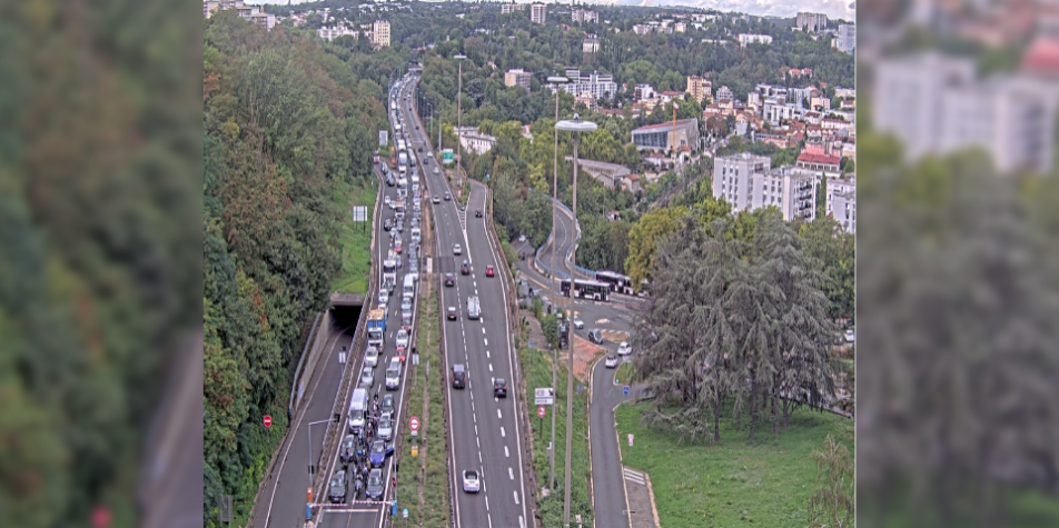 Lyon Le Tunnel Sous Fourvi Re Rouvre La Circulation Radio Scoop