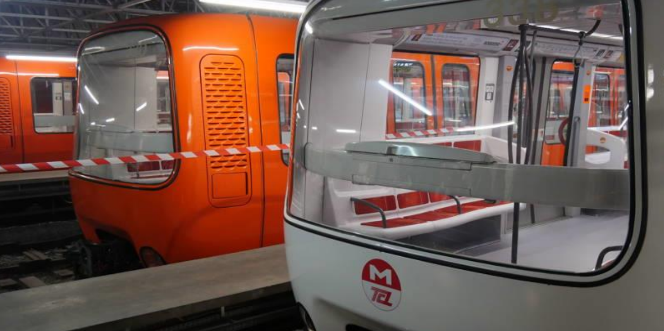 Lyon La Derniere Rame De Metro Orange Est Partie Radio Scoop