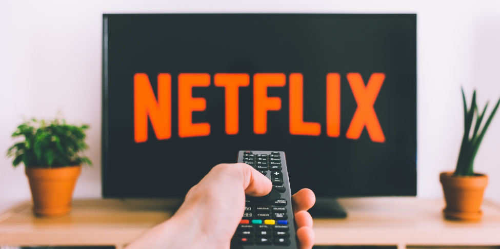 Découvrez Le Top 10 Des Séries Les Plus Regardées Sur Netflix Radio Scoop